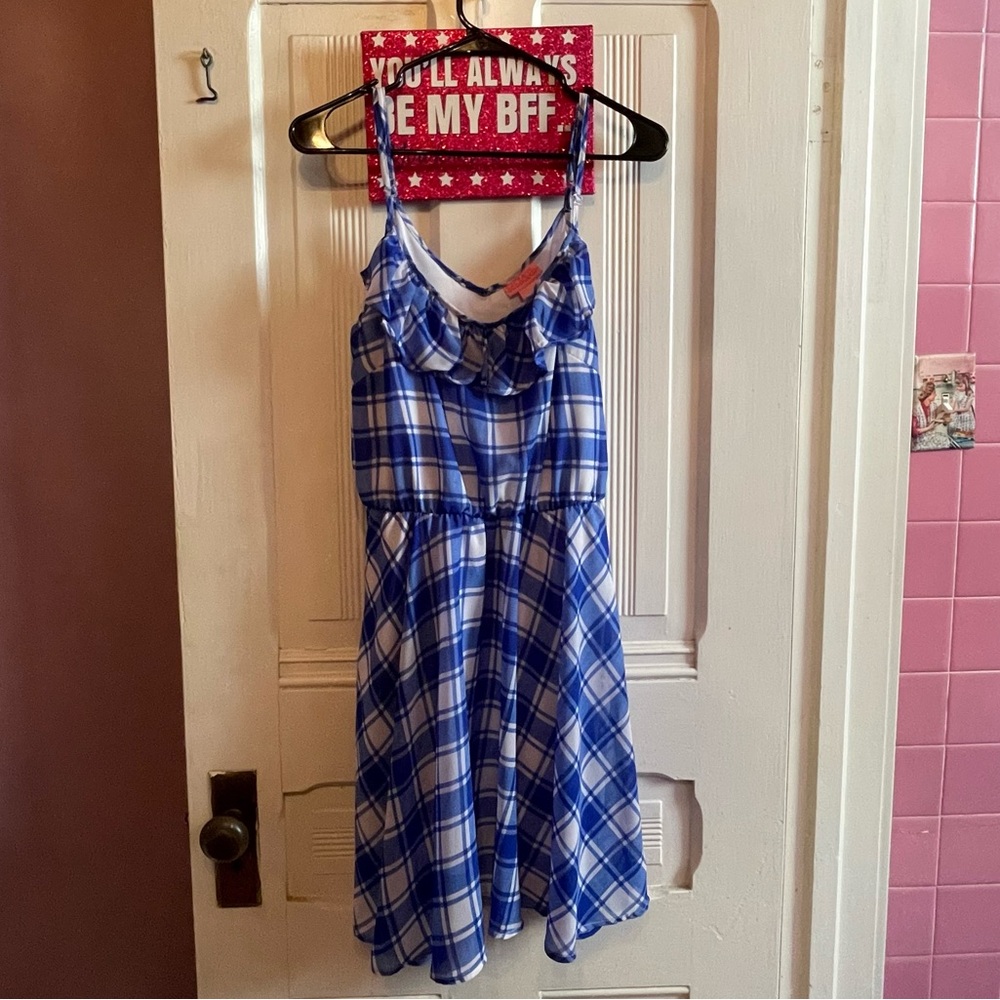 She’s Cool Plaid Blue and White Dress size Medium